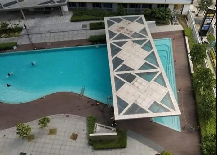 Aparthotel Fame Manila